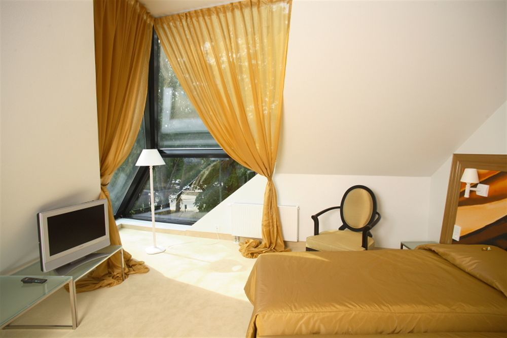 Arensburg Boutique Hotel & Spa クレサーレ エクステリア 写真